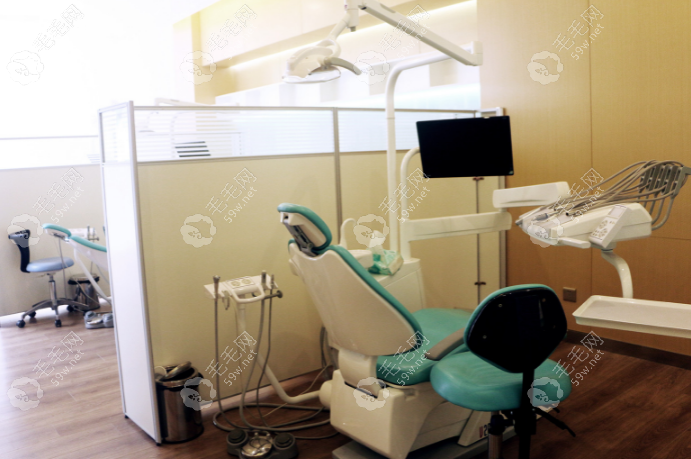 成都铜雀台口腔科牙科治疗室
