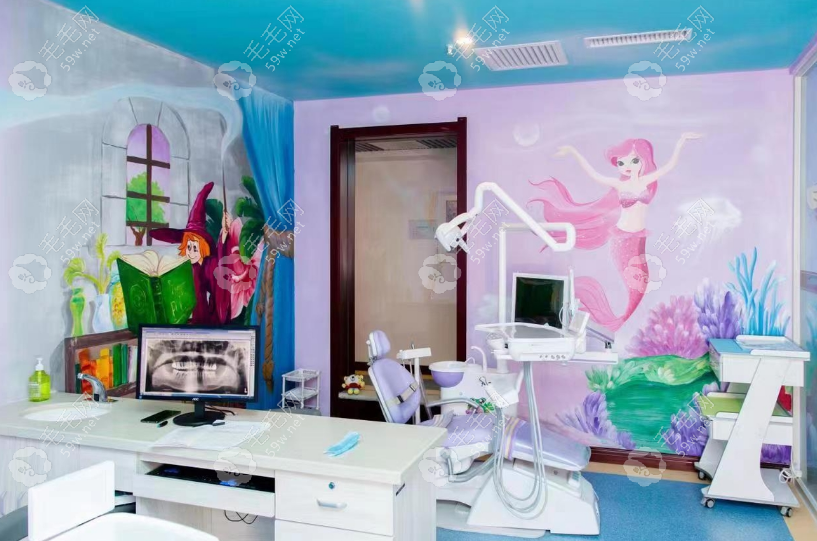 四平诺雅口腔医院儿童牙科治疗室